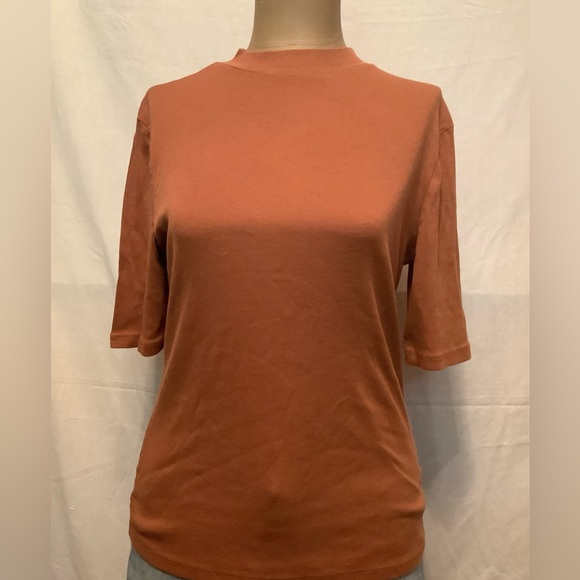 a new day Tops - A. New Day Women's Medium Rust Colored Minimalistic Mid-length Sleeved Top
